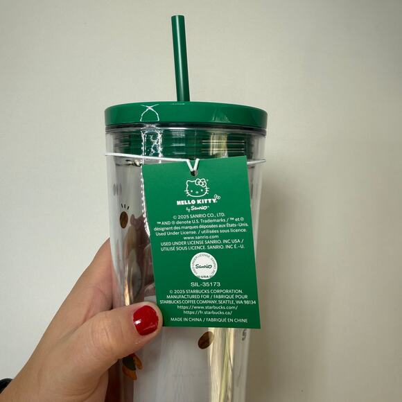 Starbucks Hello Kitty Cold Cup 24 fl oz Christmas 2025 Limited Edition NWT - Picture 5 of 5